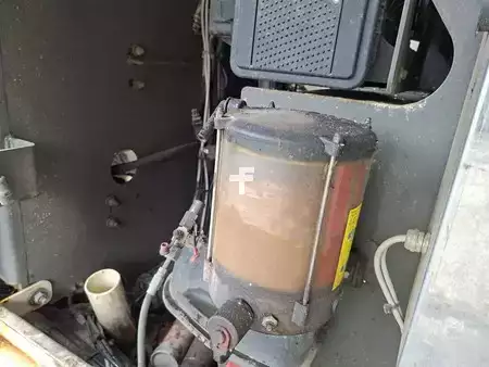 Nenhum  Sennebogen 830 E K17 (only upperstructure with damaged cabin) (23)