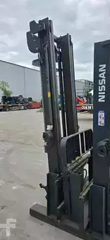 geen  UniCarriers DX 15 (9)