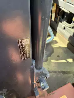 Triplex  Linde E16C-02  386 series (5)