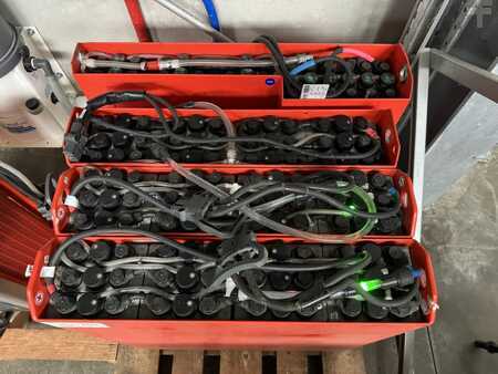 PzS 2018  [div] 24V Batterie 200 AH Bj.2018 (2)