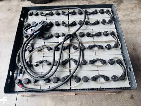 Plomo ácido 2015  [div] 48V Batterie 690AH Bj.2015 72% (2)