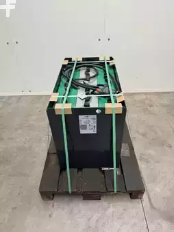 Plomo ácido 2022  AIM 24V Batterie 920 Ah Bj. 2020 (1)