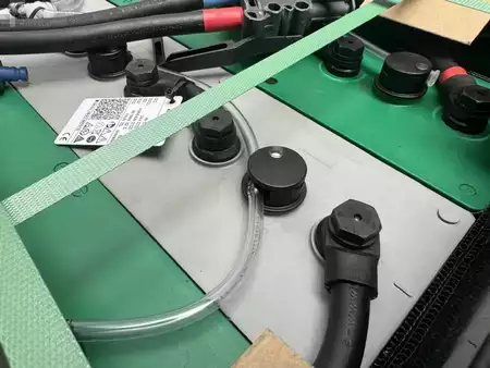 Plomo ácido 2022  AIM 24V Batterie 920 Ah Bj. 2020 (5)