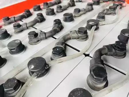 PzS 2019  AIM 48V Batterie 775AH Bj.2019 80% (4)