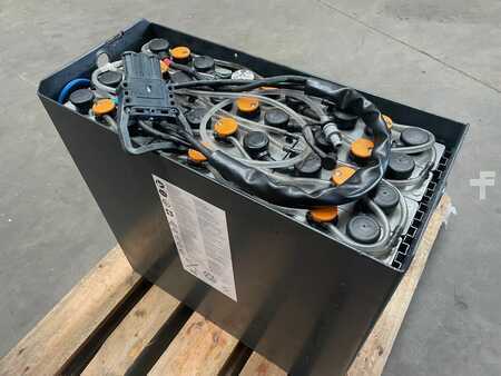 tuntematon 2020  Hawker 24 Volt I 3 PZS 375 (1)