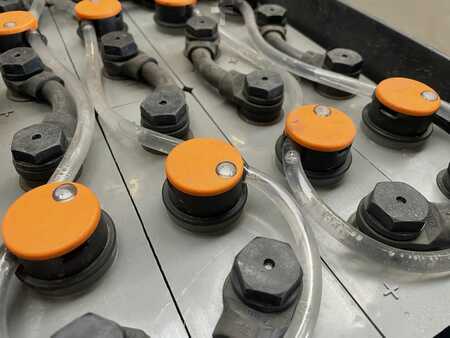 tuntematon 2022  [div] Sunlight I 24 Volt I 3 PzS 375 (3)