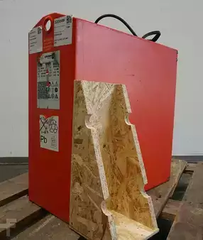 Gelové 2014  GRUMA 24 Volt 3 PzV 213 Ah (1)