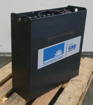 gel 2019  Sonnenschein 24 Volt 2 PzV 200 Ah (2)