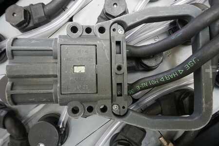 PzS 2025  Linde 24 Volt 3 PzS 375 Ah (4)