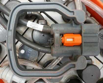 Batteri andre 2018  Hawker 24 Volt 3 PzB 225 Ah (4)