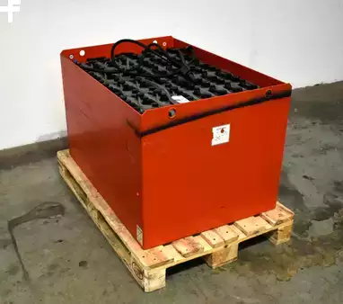 PzS 2016  GRUMA 80 Volt 4 PzS 460 Ah (2)