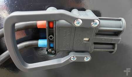 PzS 2025  GRUMA 80 Volt 5 PzS 625 Ah (4)