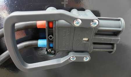 PzS 2025  GRUMA 80 Volt 5 PzS 625 Ah (4)