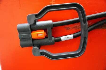 PzS 2019  GRUMA 24 Volt 2 PzS 230 Ah (4)