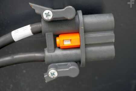 PzS 2022  I.B.V. 24 Volt 5 PzS 575 Ah (4)