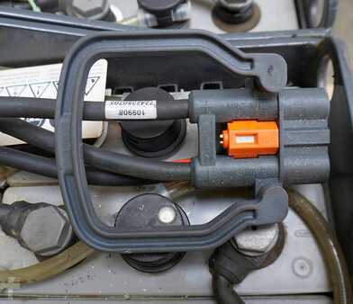 kwasowo-ołowiowy 2015  GNB 24 Volt 3 PzS 375 Ah (6)