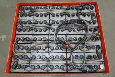 PzS  2022  GRUMA 80 Volt 5 PzS 775 Ah (3)