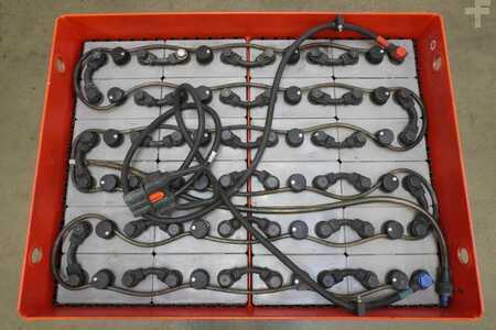 PzS 2017  GRUMA 48 Volt 5 PzS 700 Ah (3)