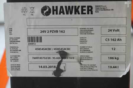 gel 2018  Hawker 24 Volt 2 PzV 162 Ah (5)