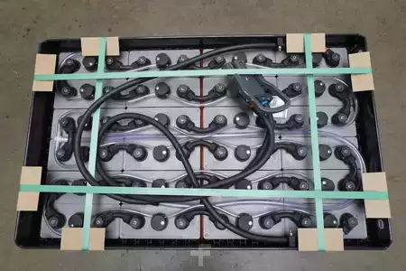kwasowo-ołowiowy 2026  GRUMA 48 Volt 4 PzS 620 Ah (3)