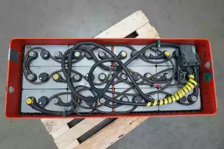 PzS 2013  Exide 24 Volt 5 PzS 575 Ah (3)
