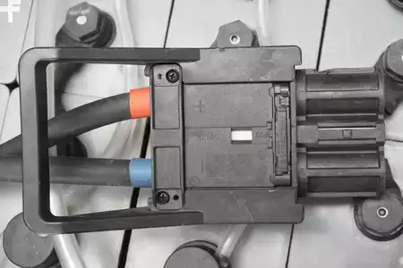 kwasowo-ołowiowy 2025  GRUMA 48 Volt 5 PzS 625 Ah (4)
