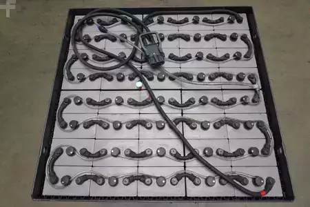 PzS 2022  I.B.V. 80 Volt 6 PzS 930 Ah (3)