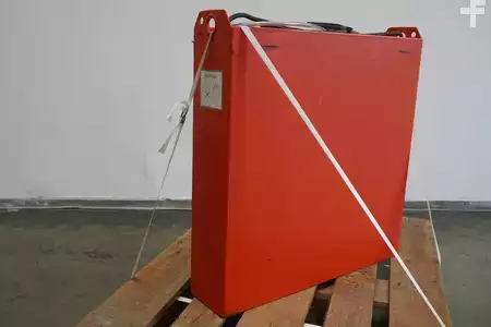 Baterie inne 2016  GRUMA 24 Volt 2 PzB 200 Ah (2)