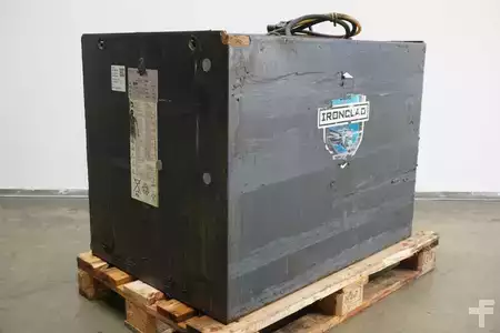 Baterie ostatní 2021  GRUMA 80 Volt 4 PzQ 688 Ah (1)
