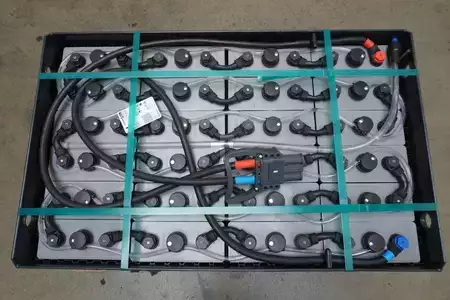 kwasowo-ołowiowy 2025  GRUMA 48 Volt 4 PzS 500 Ah (3)