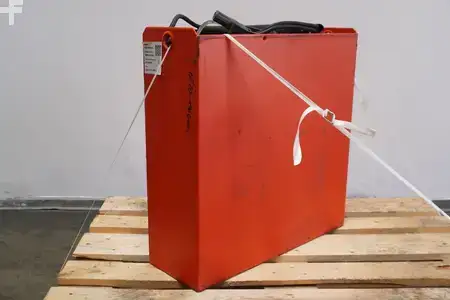 Plomo ácido 2020  GRUMA 24 Volt 2 PzS 250 Ah (1)