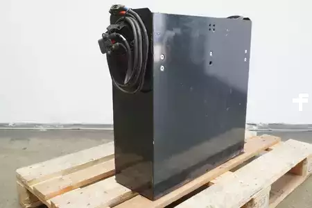 PzS 2020  industrie automation 24 Volt 2 PzS 120 Ah (2)