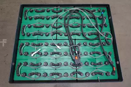 PzS 2019  Hoppecke 80 Volt 5 PzS 775 Ah (3)