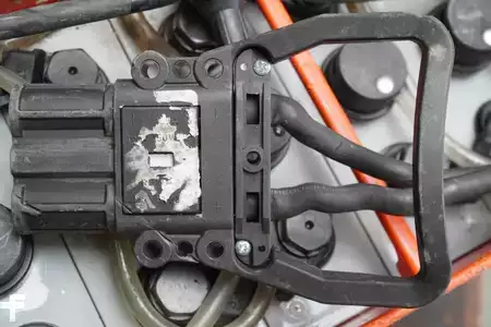 PzS  2020  GRUMA 24 Volt 3 PzS 375 Ah (4)