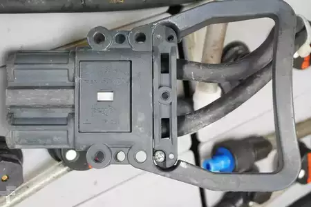 PzS 2017  Banner 24 Volt 6 PzS 690 Ah (4)