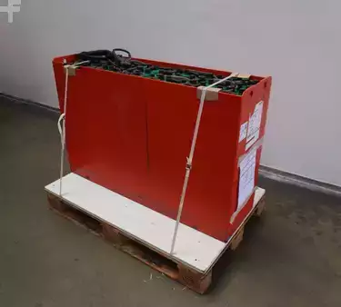 PzS 2012  GRUMA 48 Volt 4 PzS 620 Ah (2)