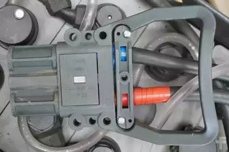 PzS  2022  GRUMA 24 Volt 3 TPzS 375 Ah (4)