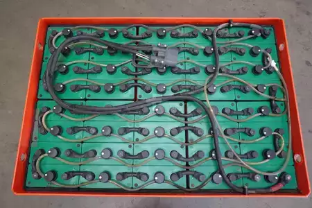 Lead Acid 2023  GRUMA 80 Volt 4 PzS 620 Ah (3)