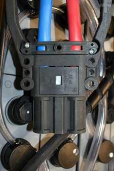 PzS 2025  GRUMA 24 Volt 3 PzS 375 Ah (4)