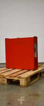 Battery others 2018  Linde 24 Volt 2 PzB 150 Ah (1)