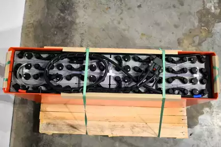 PzS 2026  GRUMA 48 Volt 3 PzS 465 Ah (2)