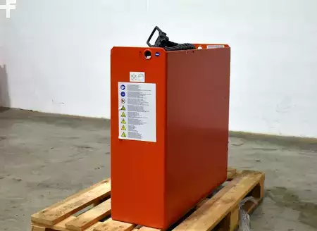 PzS 2024  GRUMA 24 Volt 4 PzS 620 Ah (2)