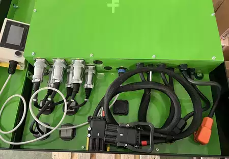 Lithium-Iontové 2025 FUTURA NEW 83,2 VOLT 618 AH = PB 80VOLT5PZS775Ah (2)