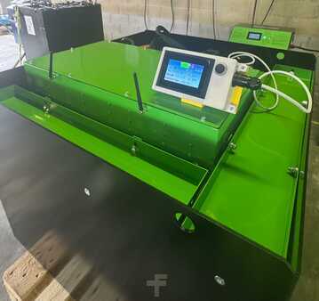 Lithium-Ion  2025  FUTURA 832618=80VOLT5PZS775Ah (1)