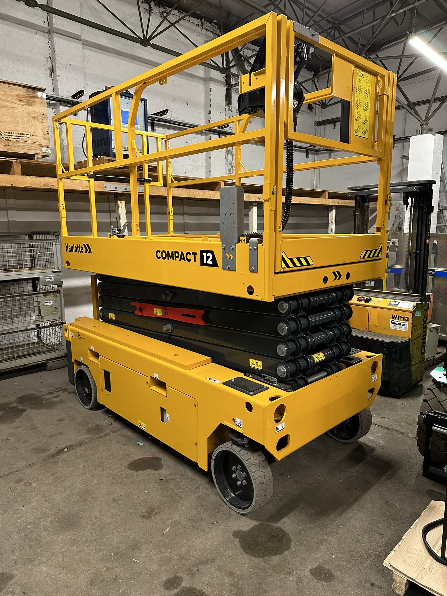 Haulotte Compact 12