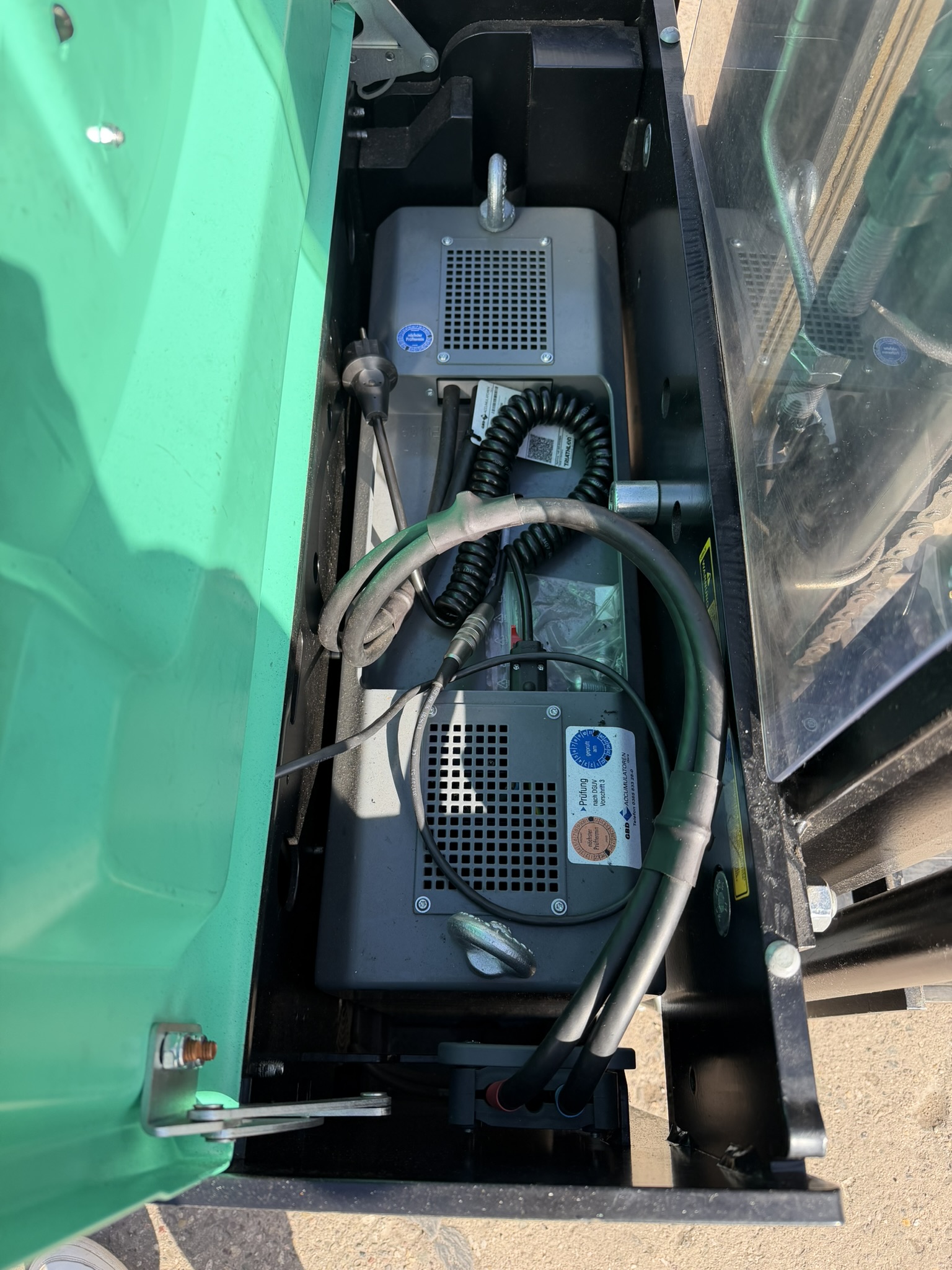Mitsubishi SBP12N2 (Li-Ionen!!!!)