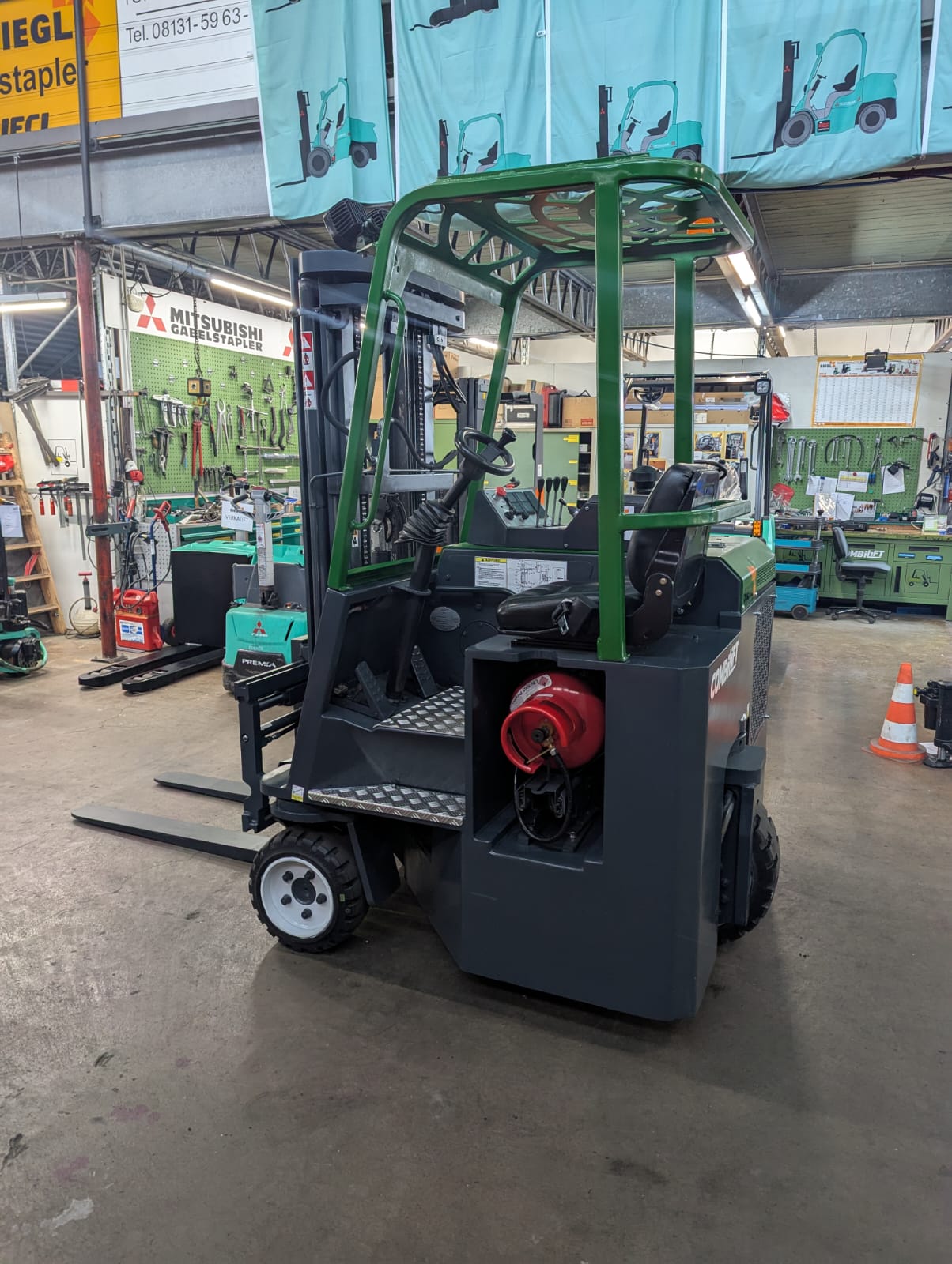 Combilift C2500CB Treibgas