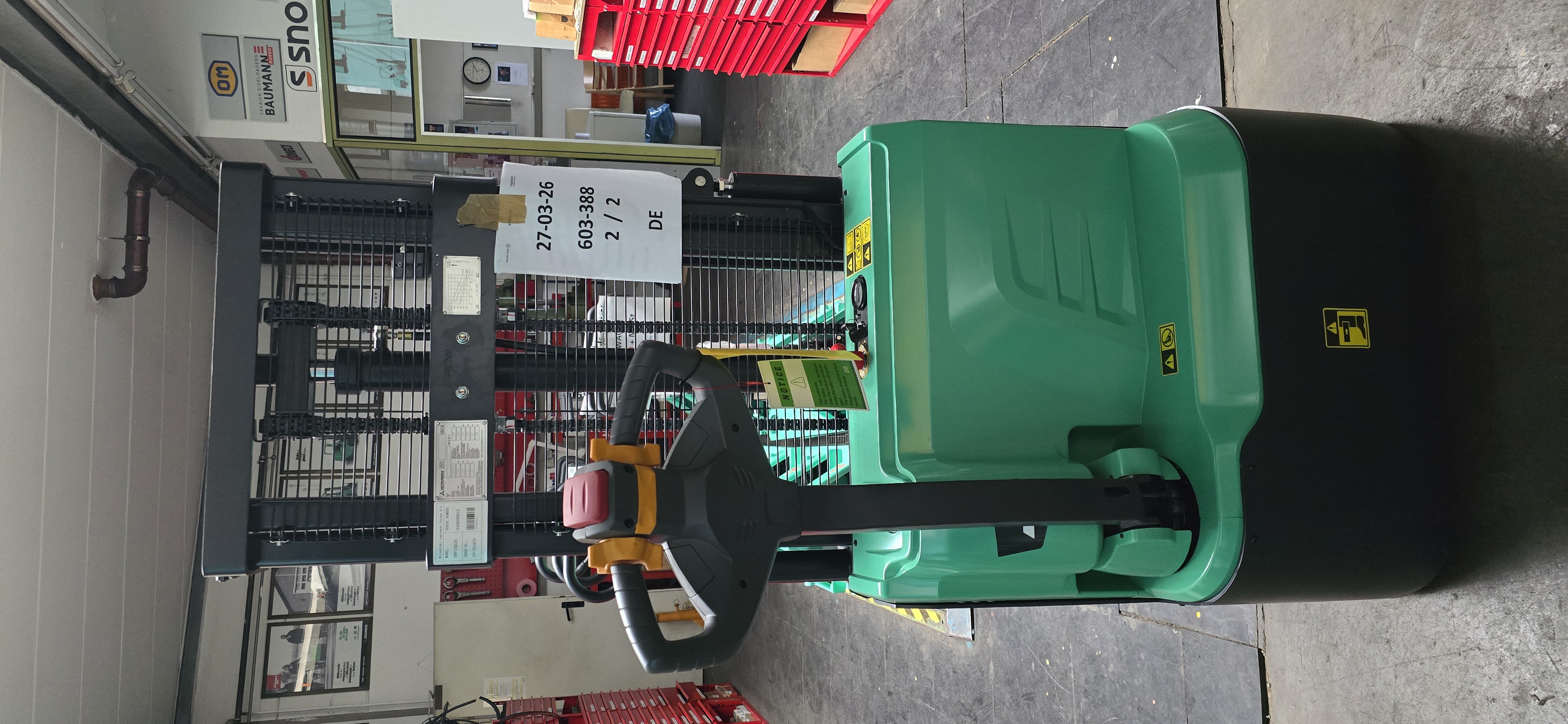 Mitsubishi SBP12QLDI mit Initialhub