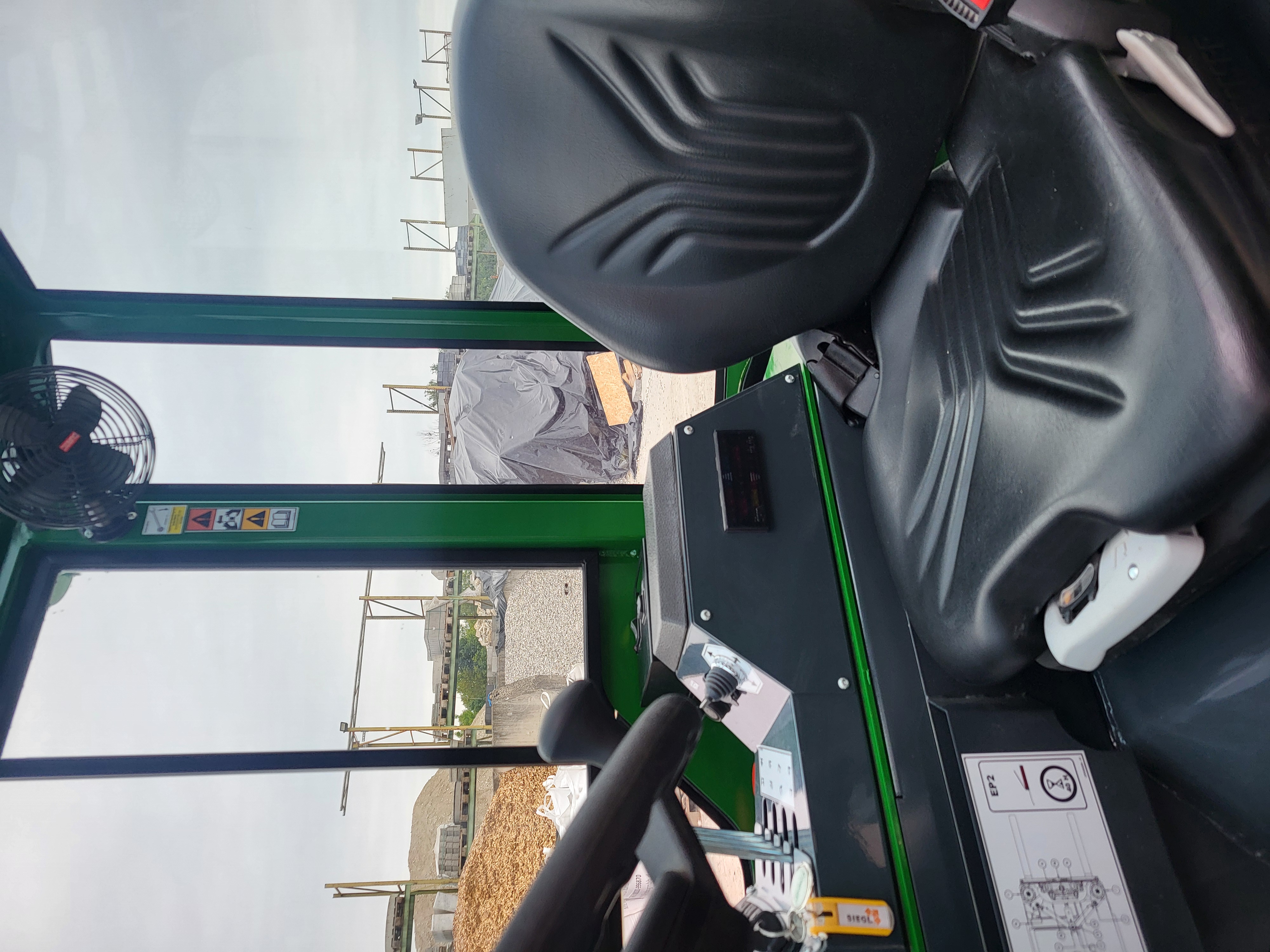 Combilift CBE3000