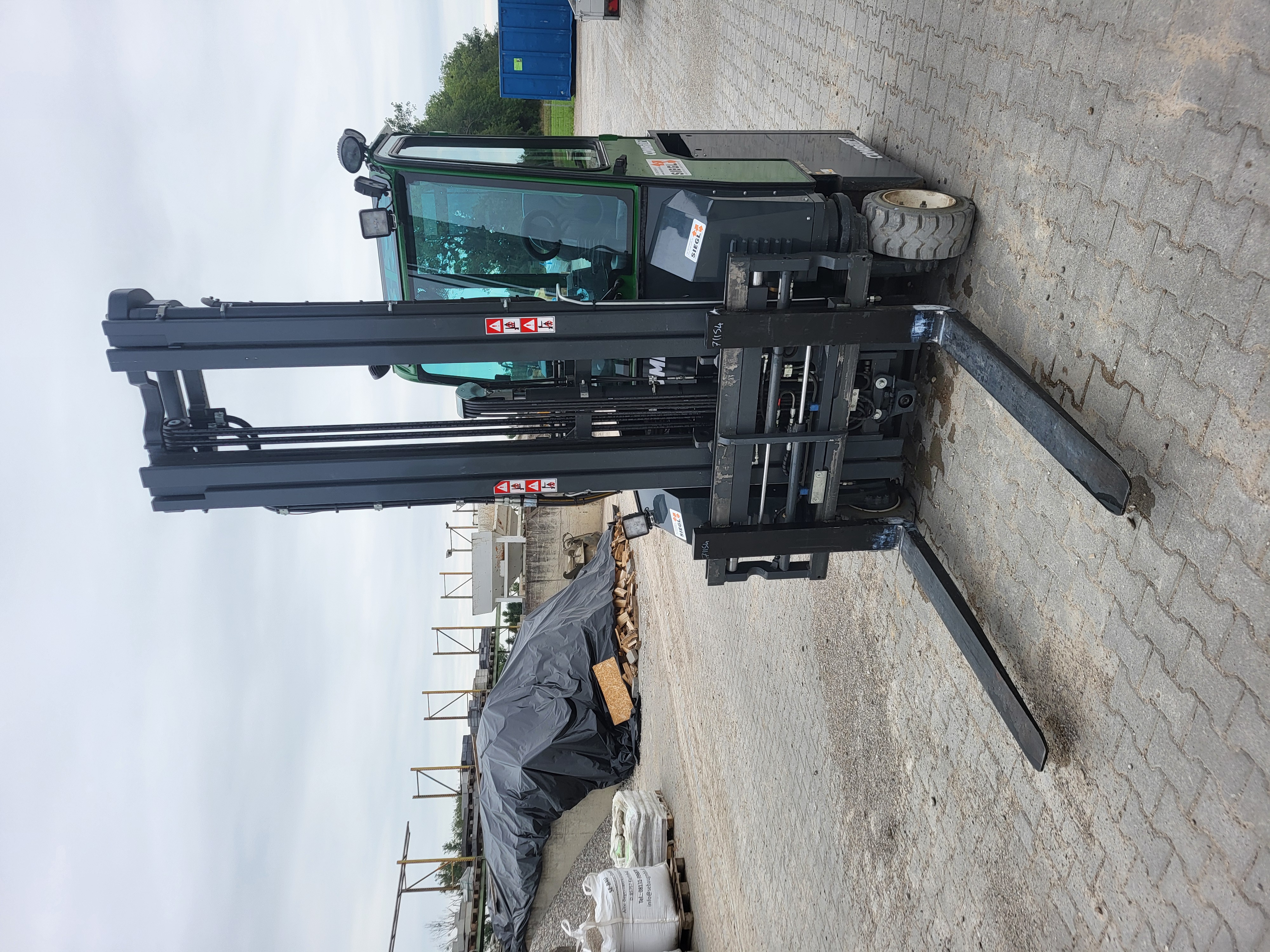 Combilift CBE3000